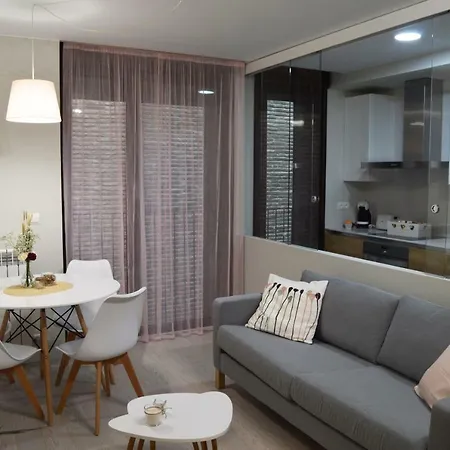 Precioso Apartamento En La Plaza Del Pilar *
